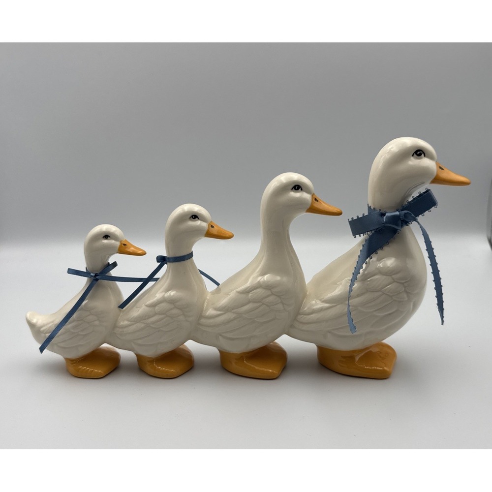 VTG Grandmacore Cottagecore Goose Geese 4 In a Row Ceramic Statue 6' - Picture 3 of 5